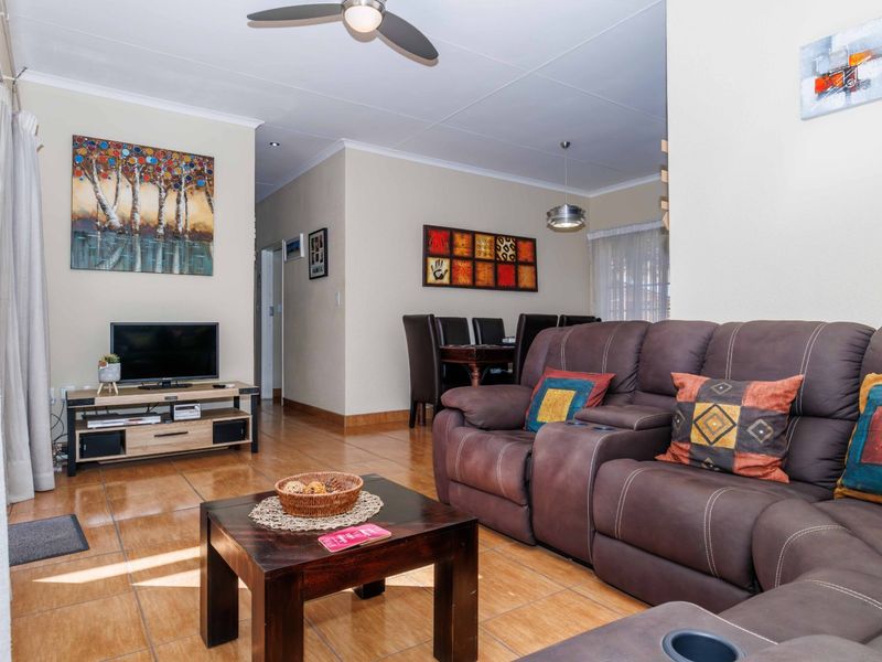 Stylish. Serene. Secure. - Photo 6