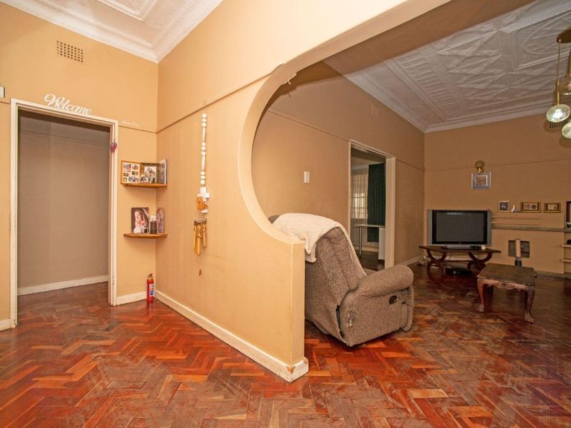 Stunning 3-Bedroom Home with a Pool in Fishers Hill - Photo 3