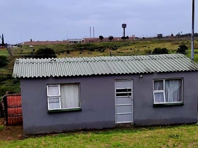 2 Bedroom House in Mdantsane - Photo 6