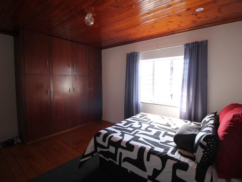 Perridgevale Flat for sale - Photo 7