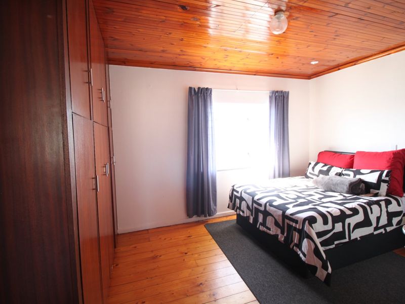 Perridgevale Flat for sale - Photo 8