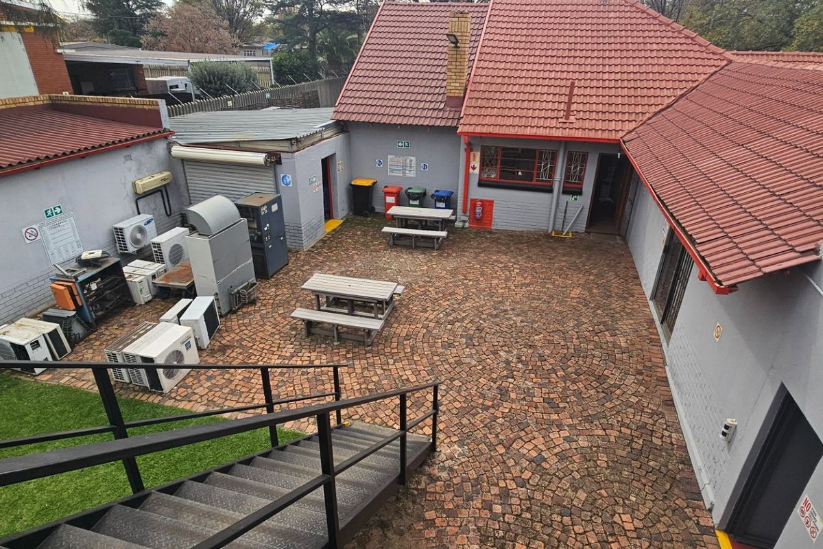 Prime Commercial Property with Endless Business Potential - Photo 2
