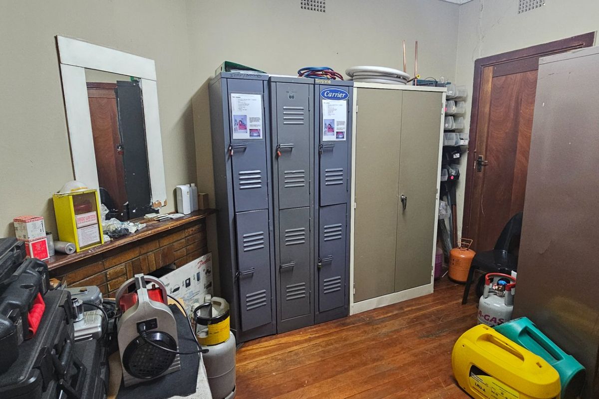 Prime Commercial Property with Endless Business Potential - Photo 4