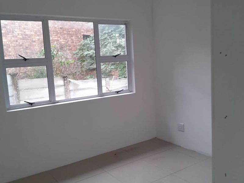 Three Bedroom Garden Flat in St Michaels On Sea to rent inclusive of water and electricity - Photo 10