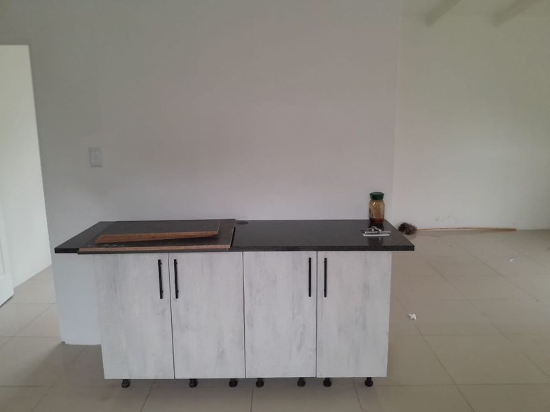 Three Bedroom Garden Flat in St Michaels On Sea to rent inclusive of water and electricity - Photo 8