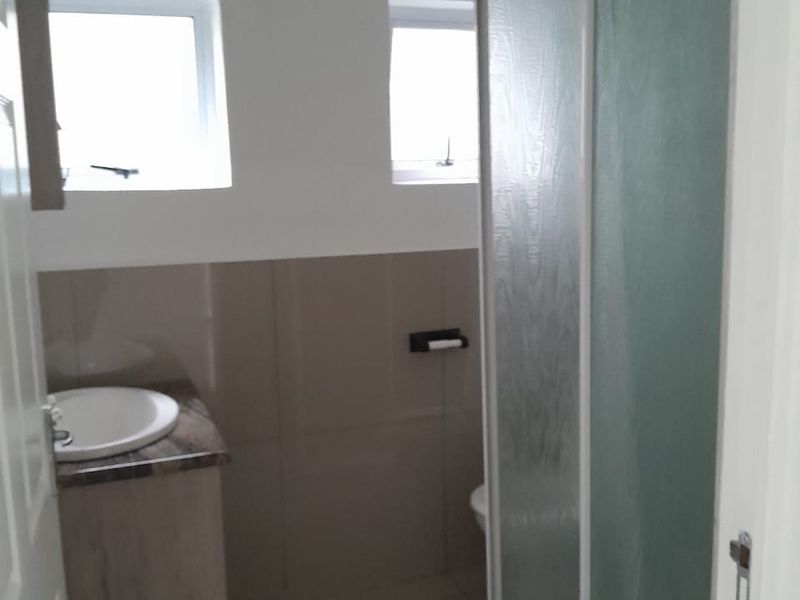 Three Bedroom Garden Flat in St Michaels On Sea to rent inclusive of water and electricity - Photo 6