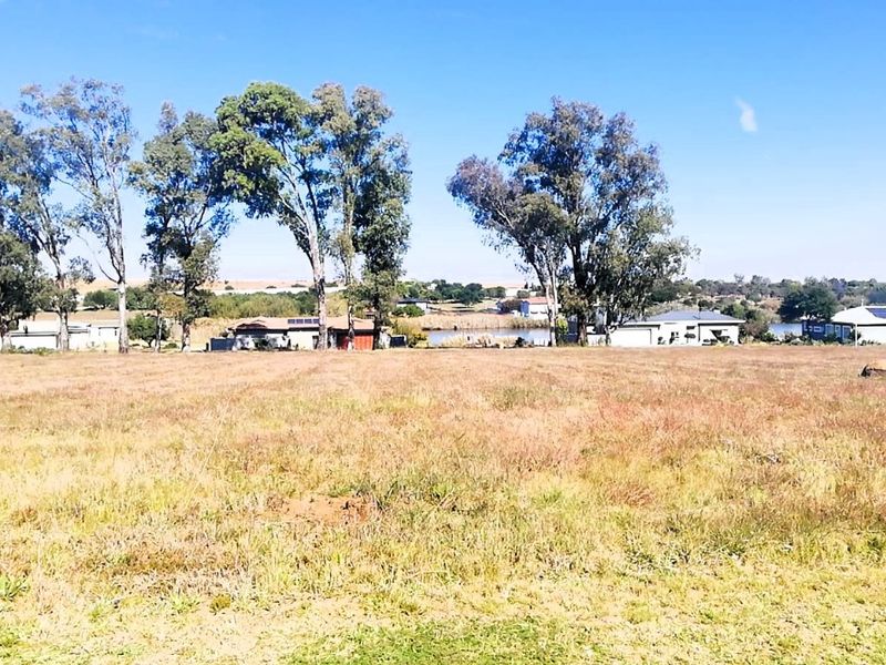 Spectacular Vacant Stand with Breathtaking Views in Vaal Marina! - Photo 4