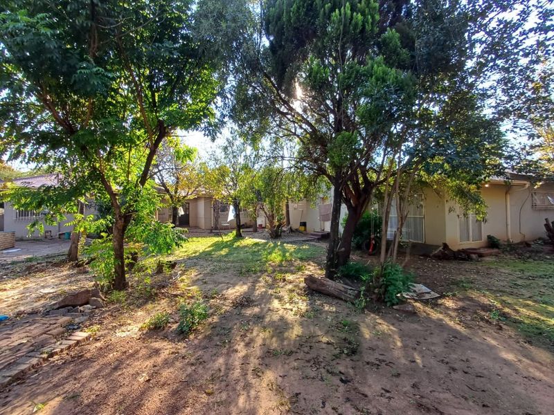 Exceptional Investment Opportunity – 10-Bedroom Multi-Unit Property for Sale in Orkney - Photo 8