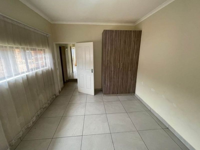 3 bedrooms 2 bathrooms townhouse with huge private garden - Photo 10