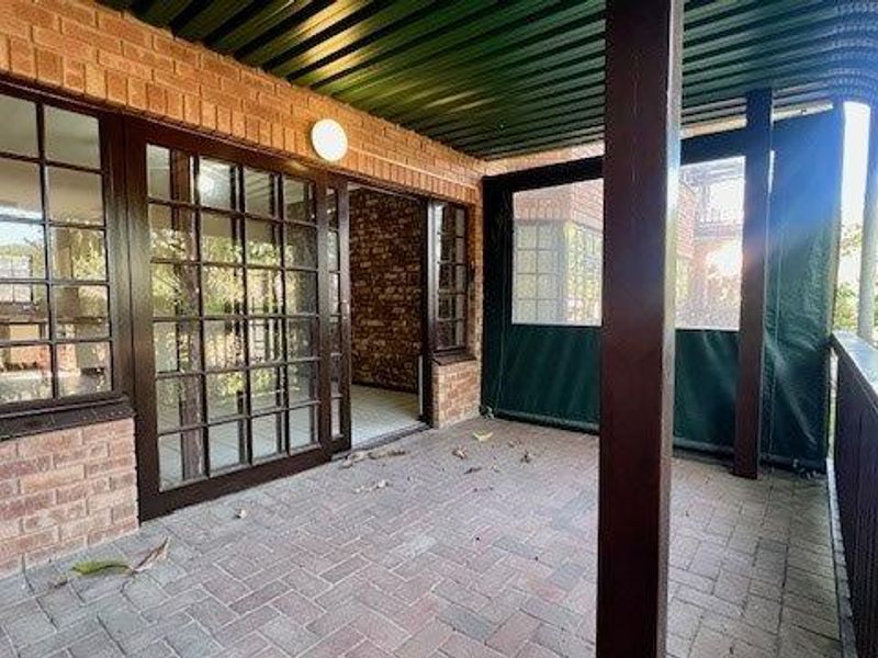 Charming 3-Bedroom Home in Secure Faerie Glen Eco Estate - Photo 2