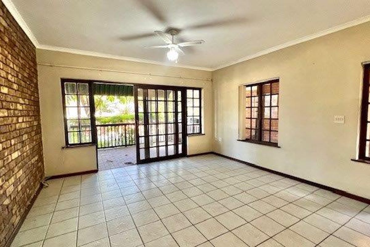 Charming 3-Bedroom Home in Secure Faerie Glen Eco Estate - Photo 5