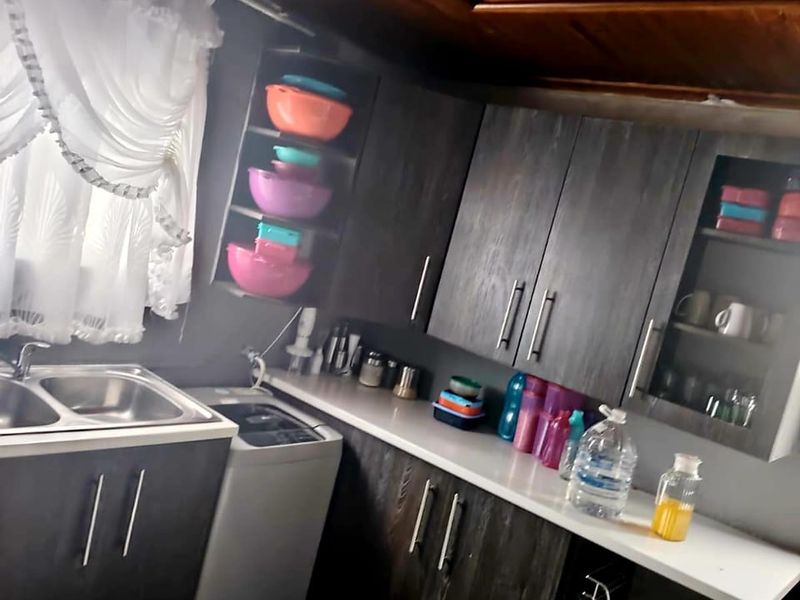 2 Bedroom House for Sale in Mdantsane - Photo 5