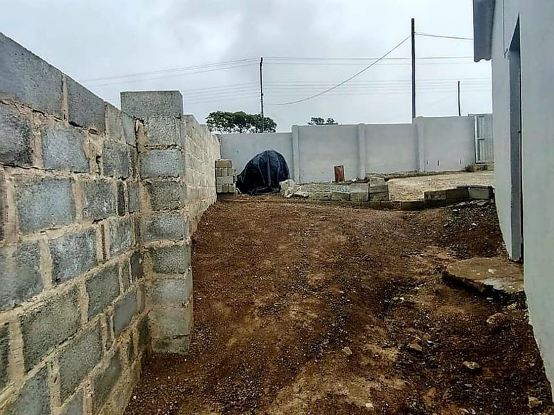 2 Bedroom House for Sale in Mdantsane - Photo 9