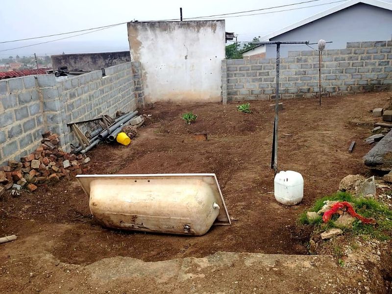 2 Bedroom House for Sale in Mdantsane - Photo 10