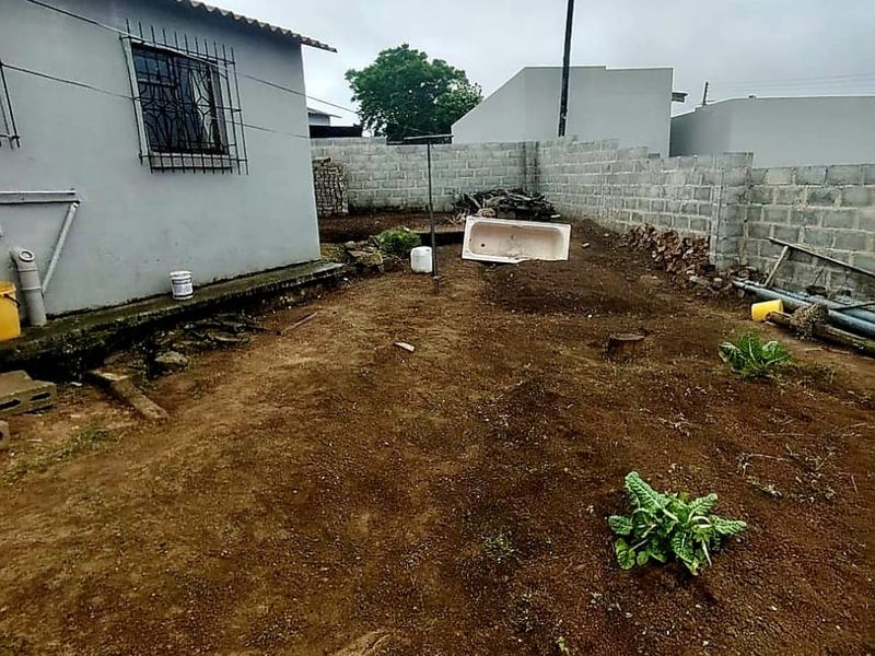 2 Bedroom House for Sale in Mdantsane - Photo 7