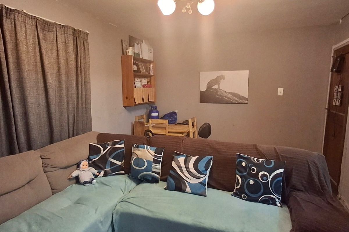 2 bedroom apartment with garage  - Photo 4