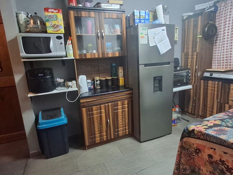 2 bedroom apartment with garage  - Photo 8