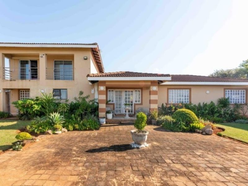 Living On Top Of The World - Photo 3