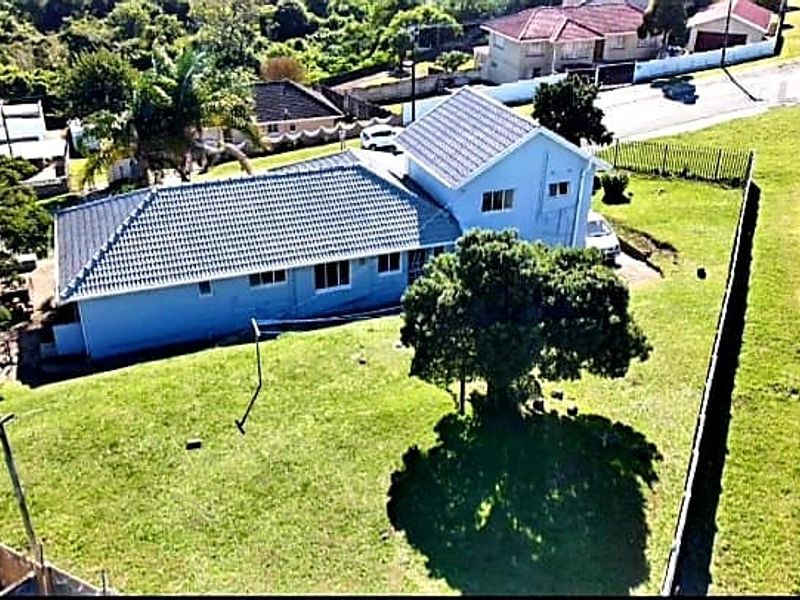 Spacious 4-Bedroom House for Sale in Amalinda - Photo 7