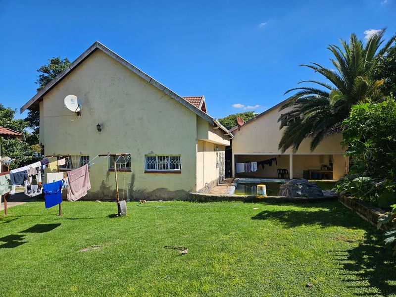 Exceptional Income-Generating Property – R24,300 Monthly Income!!! - Photo 6