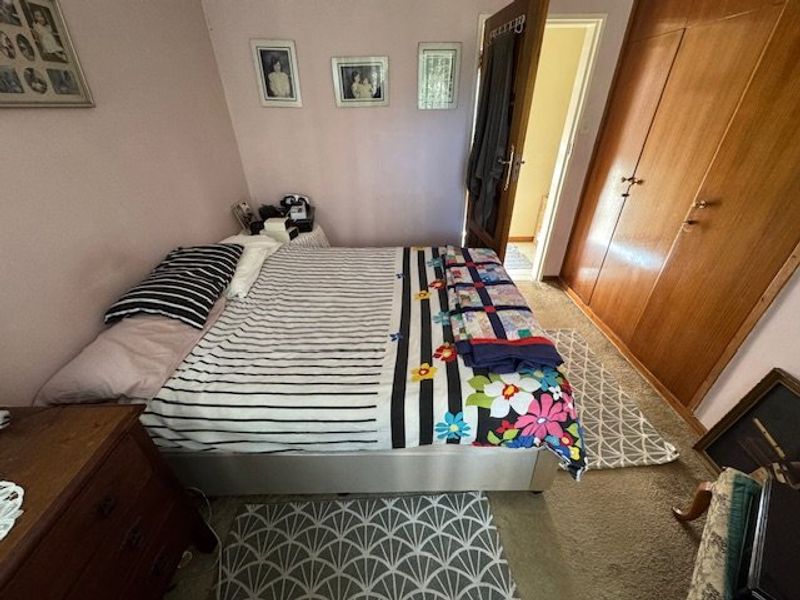 Spacious Family Home with Bonus Granny Flat - Photo 8