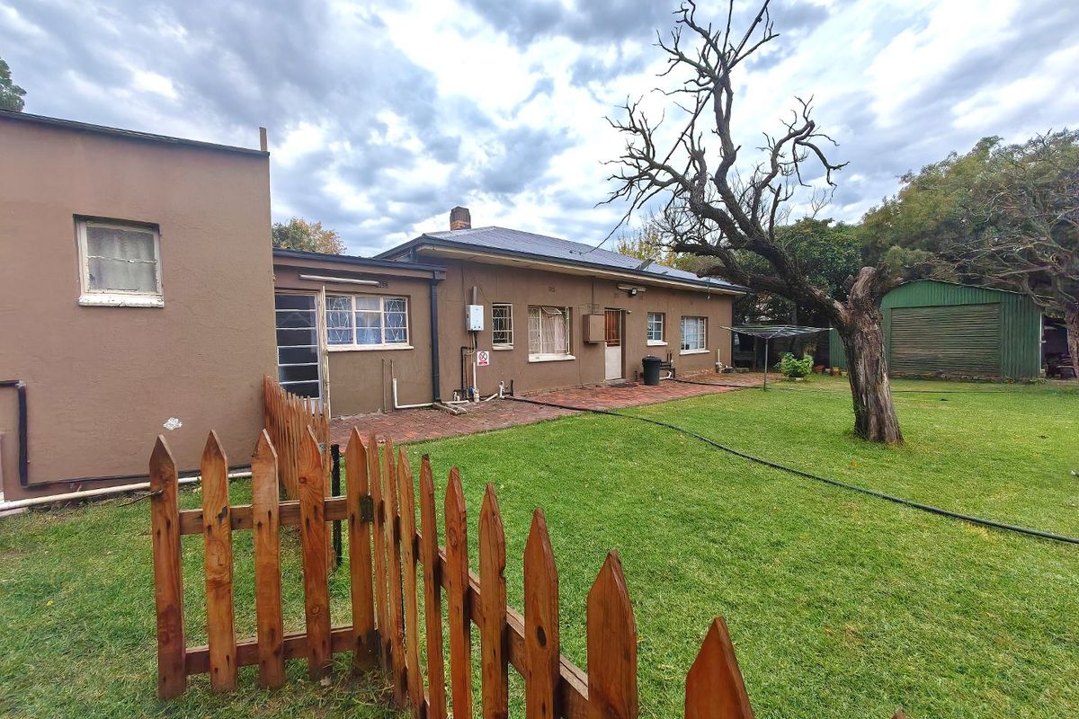 Your " ABSOLUTE " INVESTMENT! - combined with family home - Photo 4