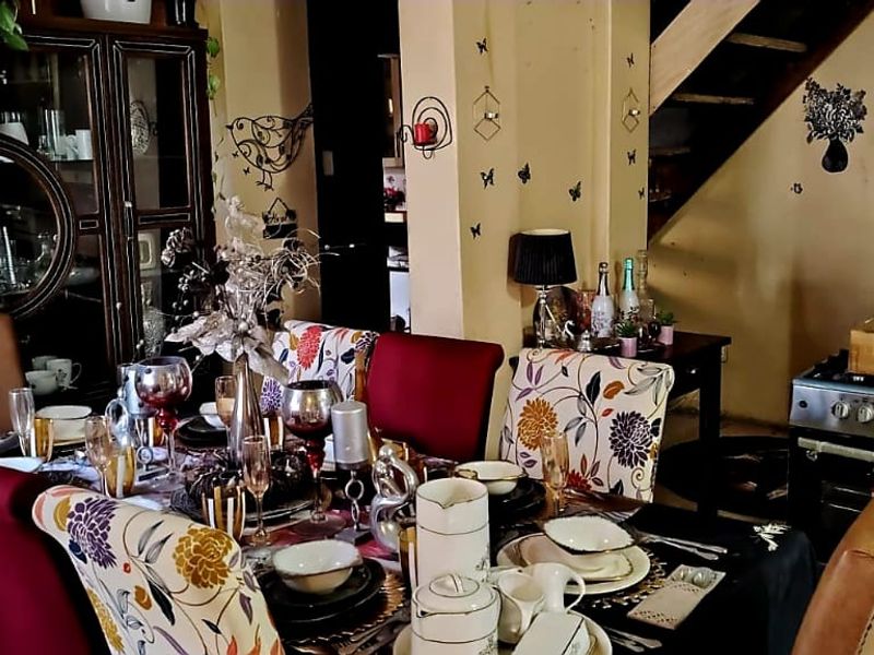 4-Bedroom Double-Storey Home for Sale – Amalinda Area - Photo 4