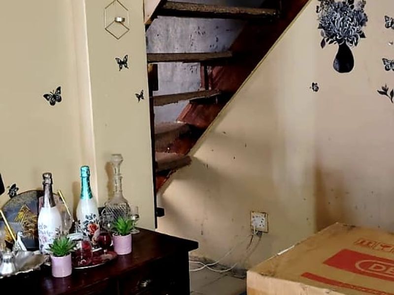 4-Bedroom Double-Storey Home for Sale – Amalinda Area - Photo 7