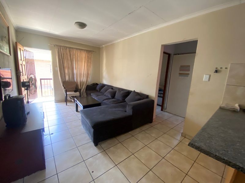 2 BEDROOM APARTMENT FOR SALE - Photo 6