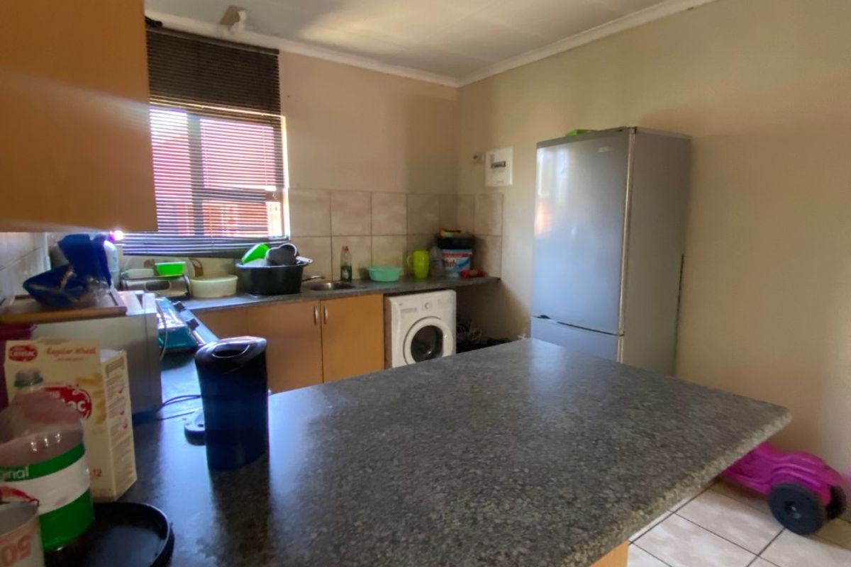 2 BEDROOM APARTMENT FOR SALE - Photo 3