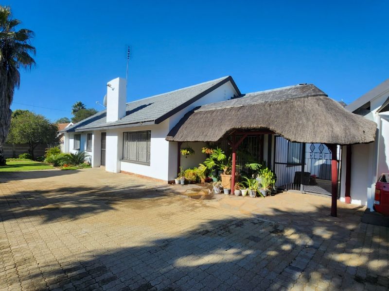 Versatile Family Home with Bonus Flat – Comfort, Space & Potential! - Photo 6