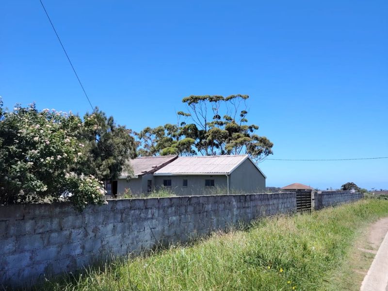 Prime Investment Opportunity in Amalinda House for Sale - Photo 7