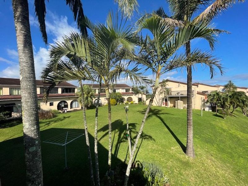 Charming Upstairs Unit With Breathtaking River Views – Eden Crest, Banners Rest - Photo 2