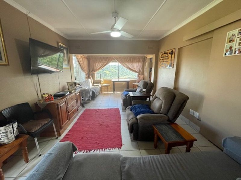 Charming Upstairs Unit With Breathtaking River Views – Eden Crest, Banners Rest - Photo 8