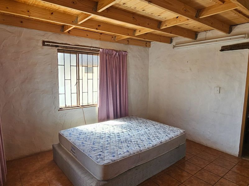 Charming Thatch Roof Home with Endless Potential in Deneysville - Photo 6