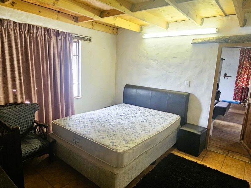 Charming Thatch Roof Home with Endless Potential in Deneysville - Photo 8