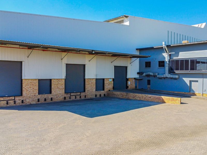 Stunning 22,510m2 Warehouse for Rent – Kya Sands -Mostyn Park - Photo 10