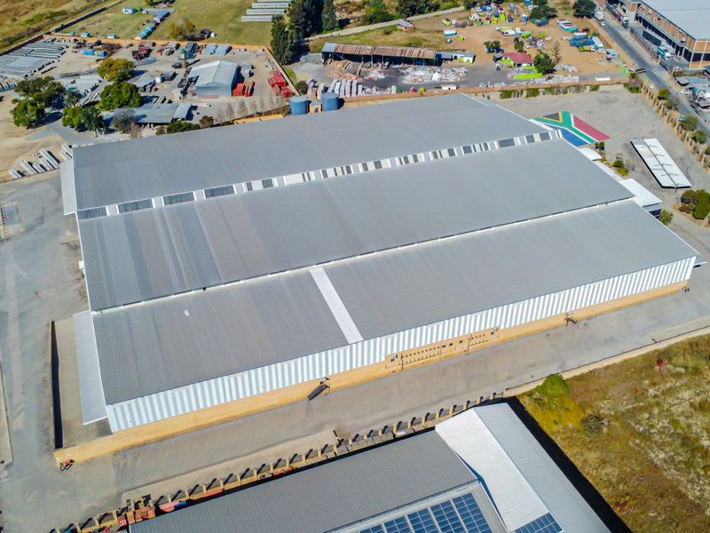 Stunning 22,510m2 Warehouse for Rent – Kya Sands -Mostyn Park - Photo 4