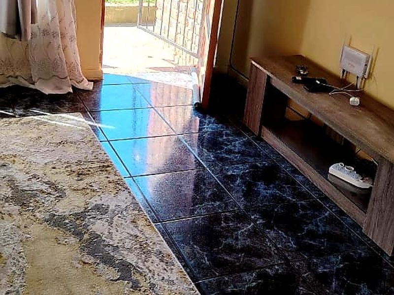 3 Bedroom House For Sale in Amalinda - Photo 5