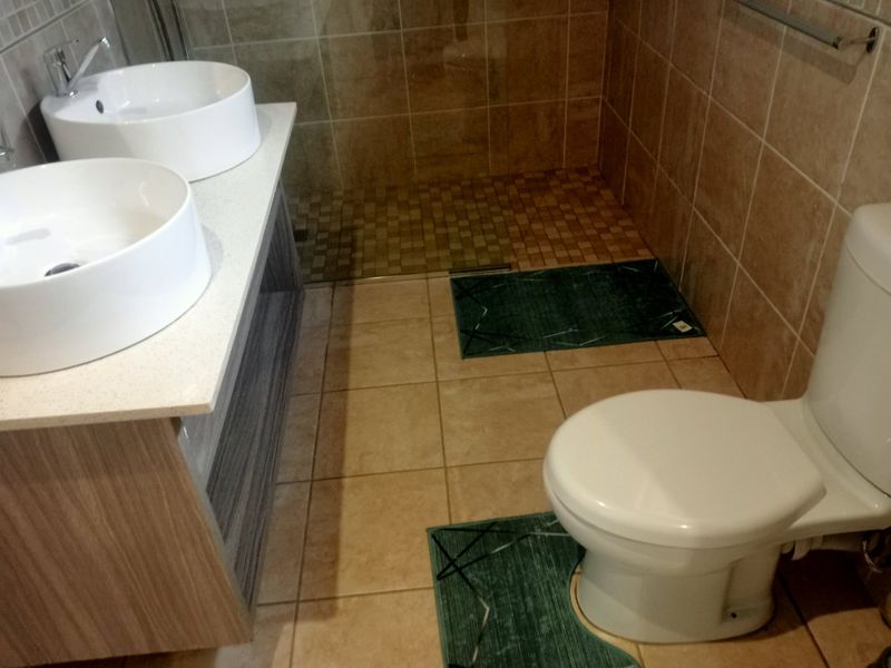 A unit in Pinetown - Photo 10