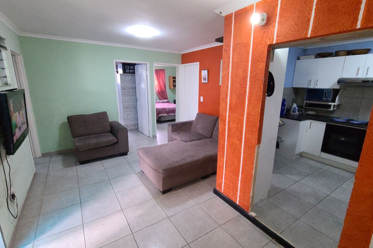 3 Bedroom hom in Bishop Lavis - Photo 5