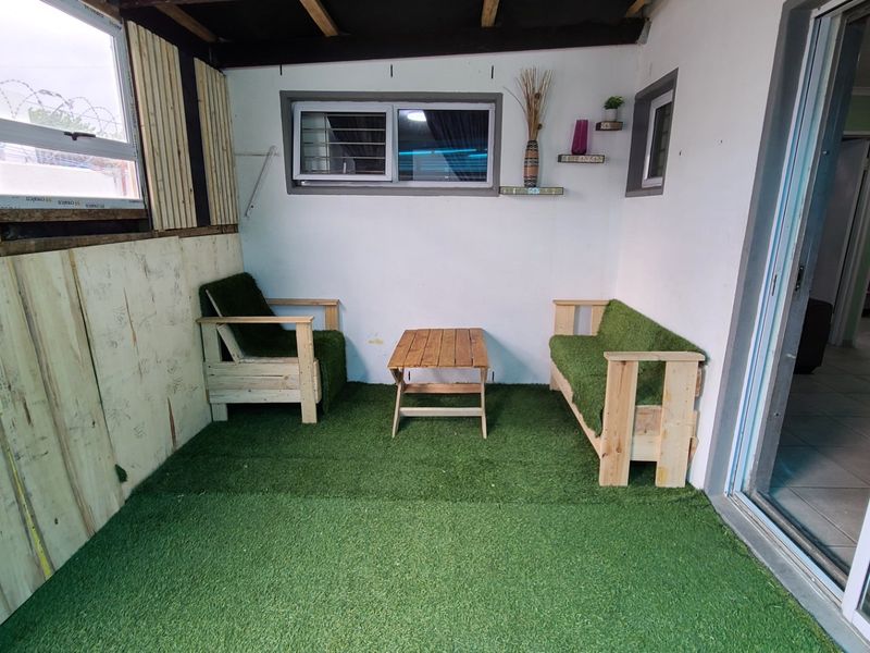 3 Bedroom hom in Bishop Lavis - Photo 2