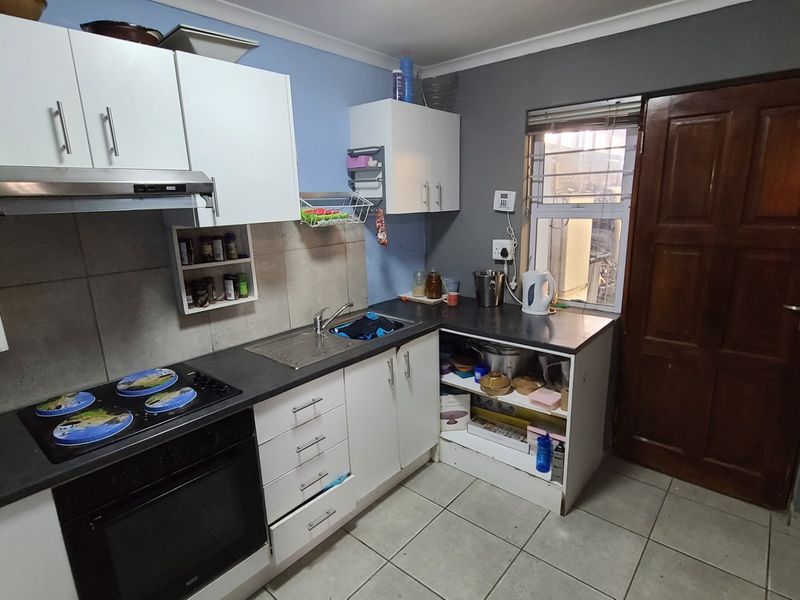 3 Bedroom hom in Bishop Lavis - Photo 10
