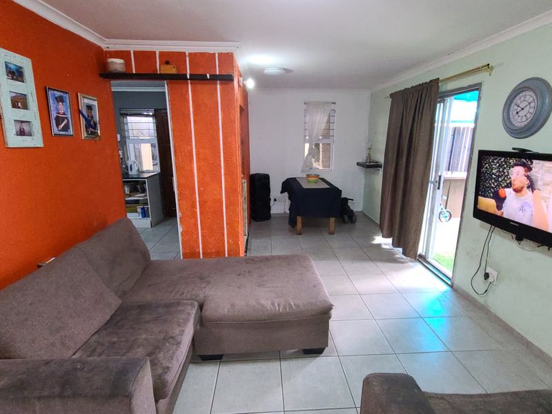 3 Bedroom hom in Bishop Lavis - Photo 6