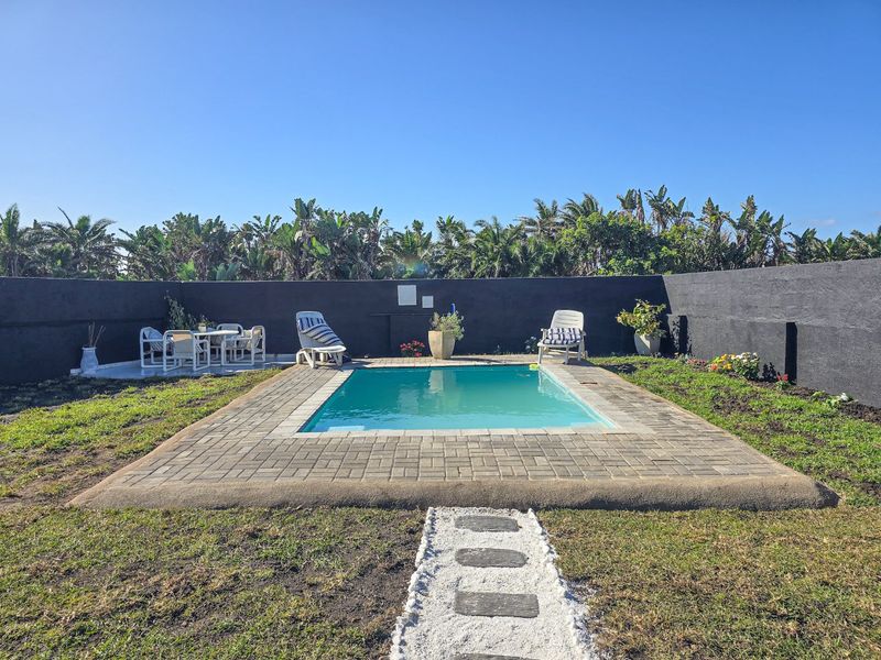 An Absolutely Stunning Home By The Beach - Photo 7