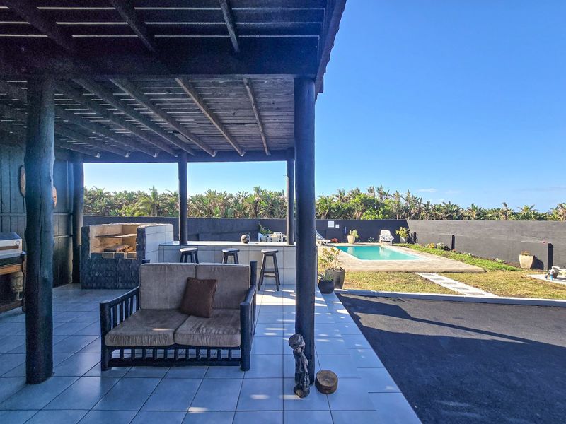 An Absolutely Stunning Home By The Beach - Photo 6