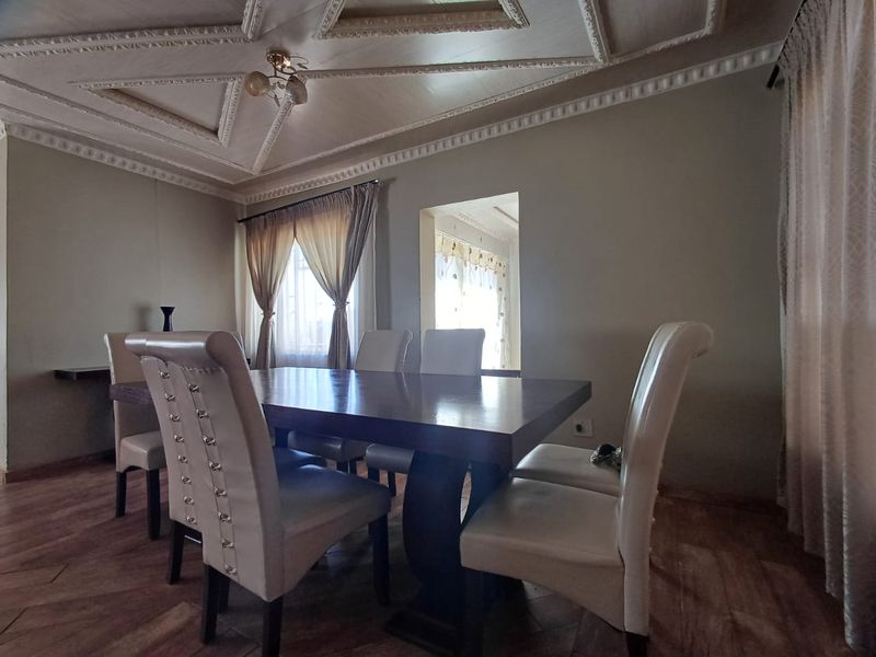 Charming Family Home for Sale in Kanana – Space, Comfort and Convenience Await - Photo 6