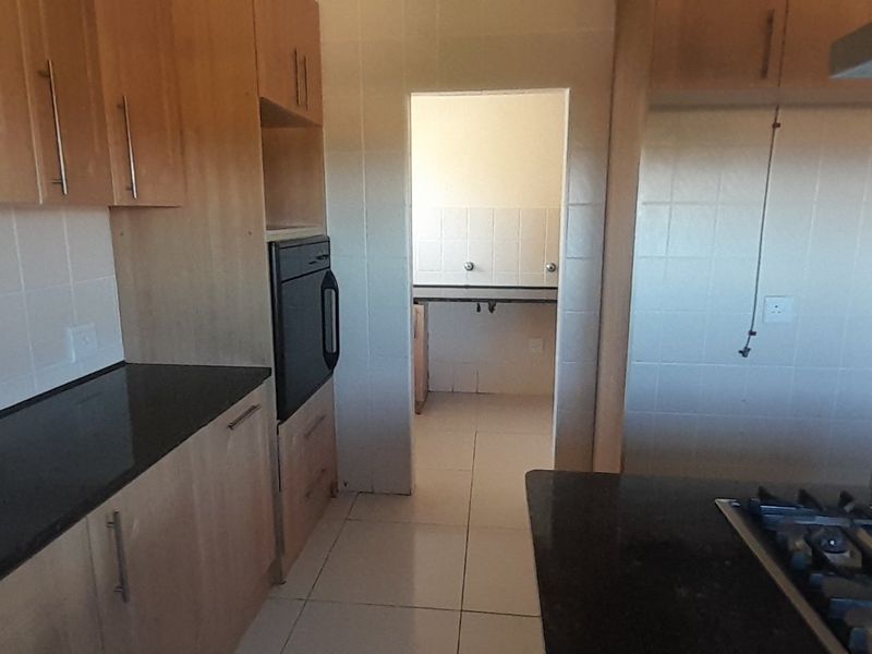 5 Bedroom House In Lovemore Heights - Photo 6