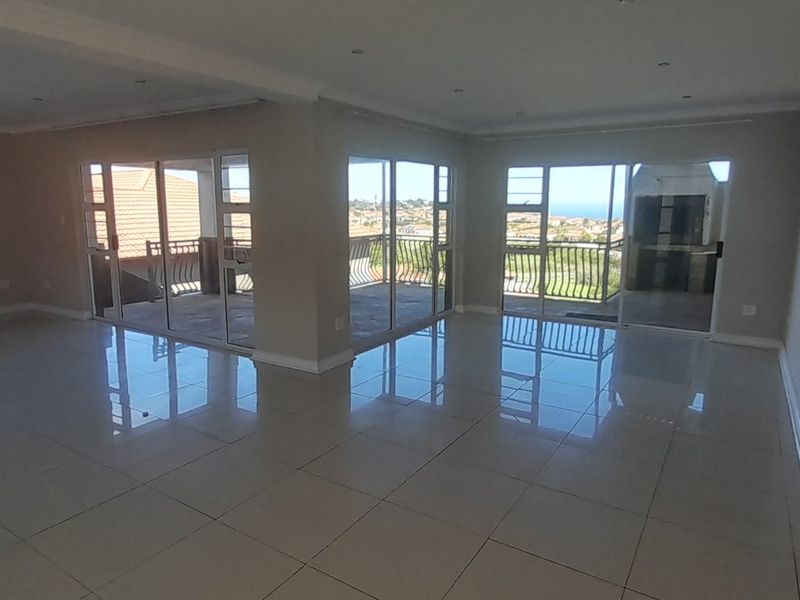 5 Bedroom House In Lovemore Heights - Photo 4