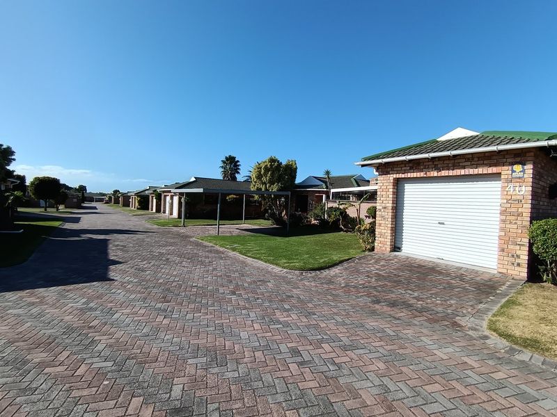 Versailles Court, 46 Verdun Road — Stylish, Secure, and Effortlessly Modern - Photo 5